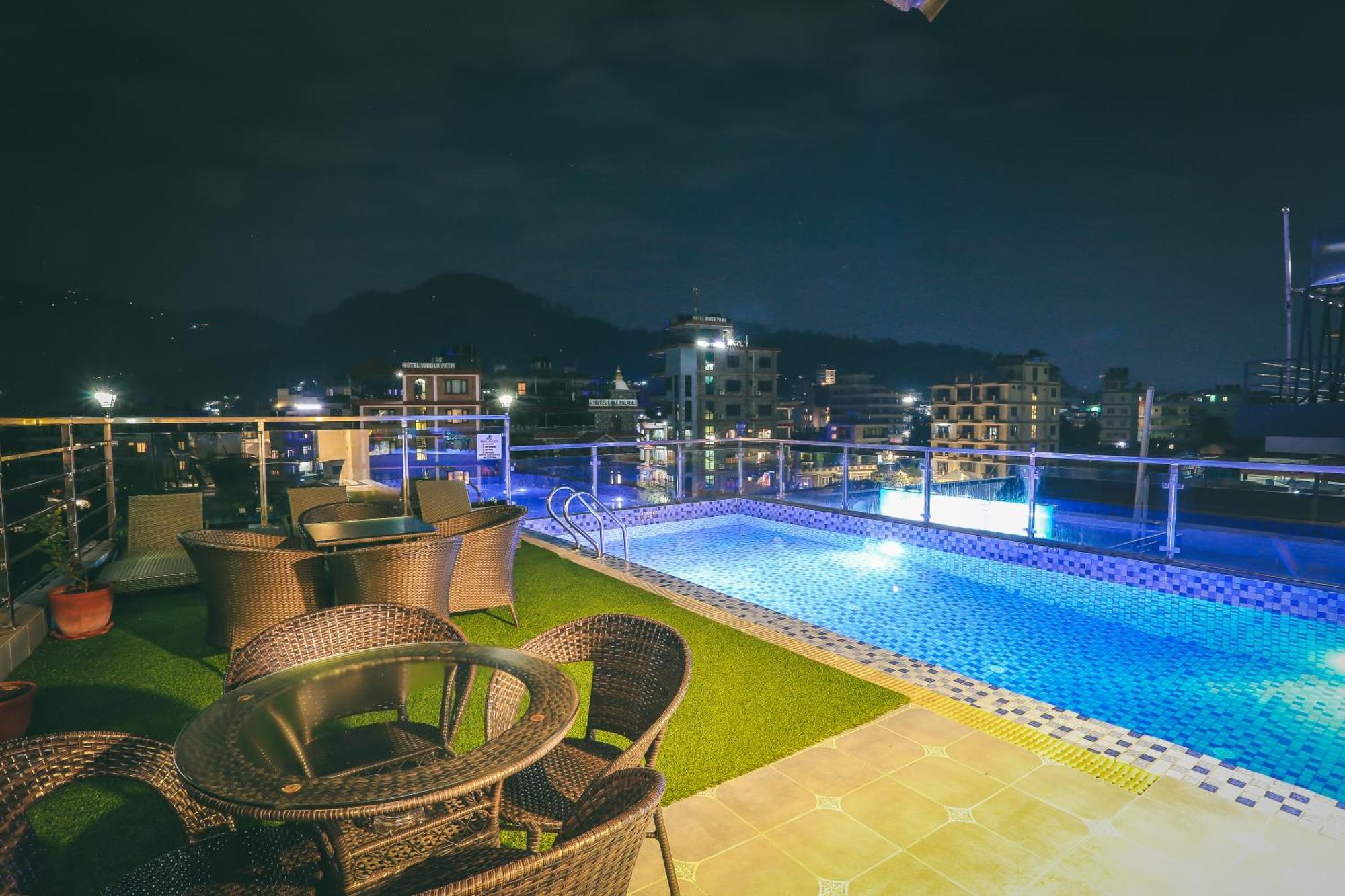 Hotel Eco Tree Pokhara Exteriör bild