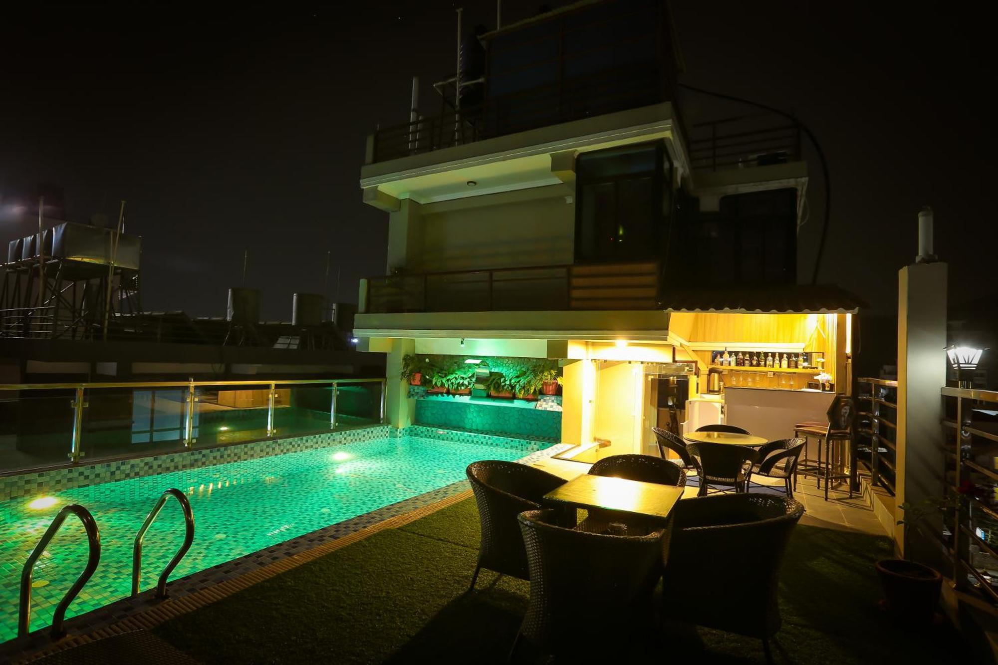 Hotel Eco Tree Pokhara Exteriör bild