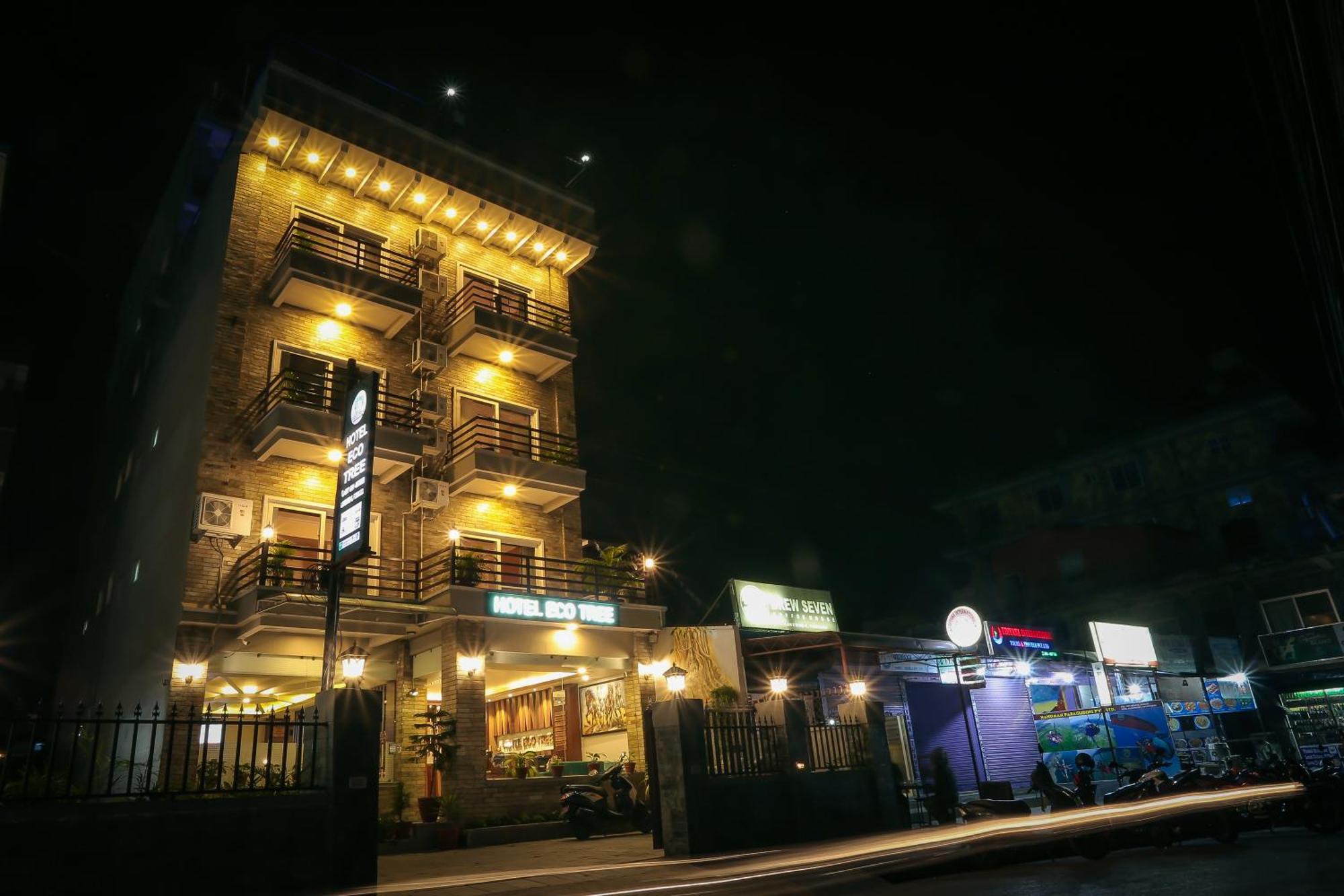 Hotel Eco Tree Pokhara Exteriör bild